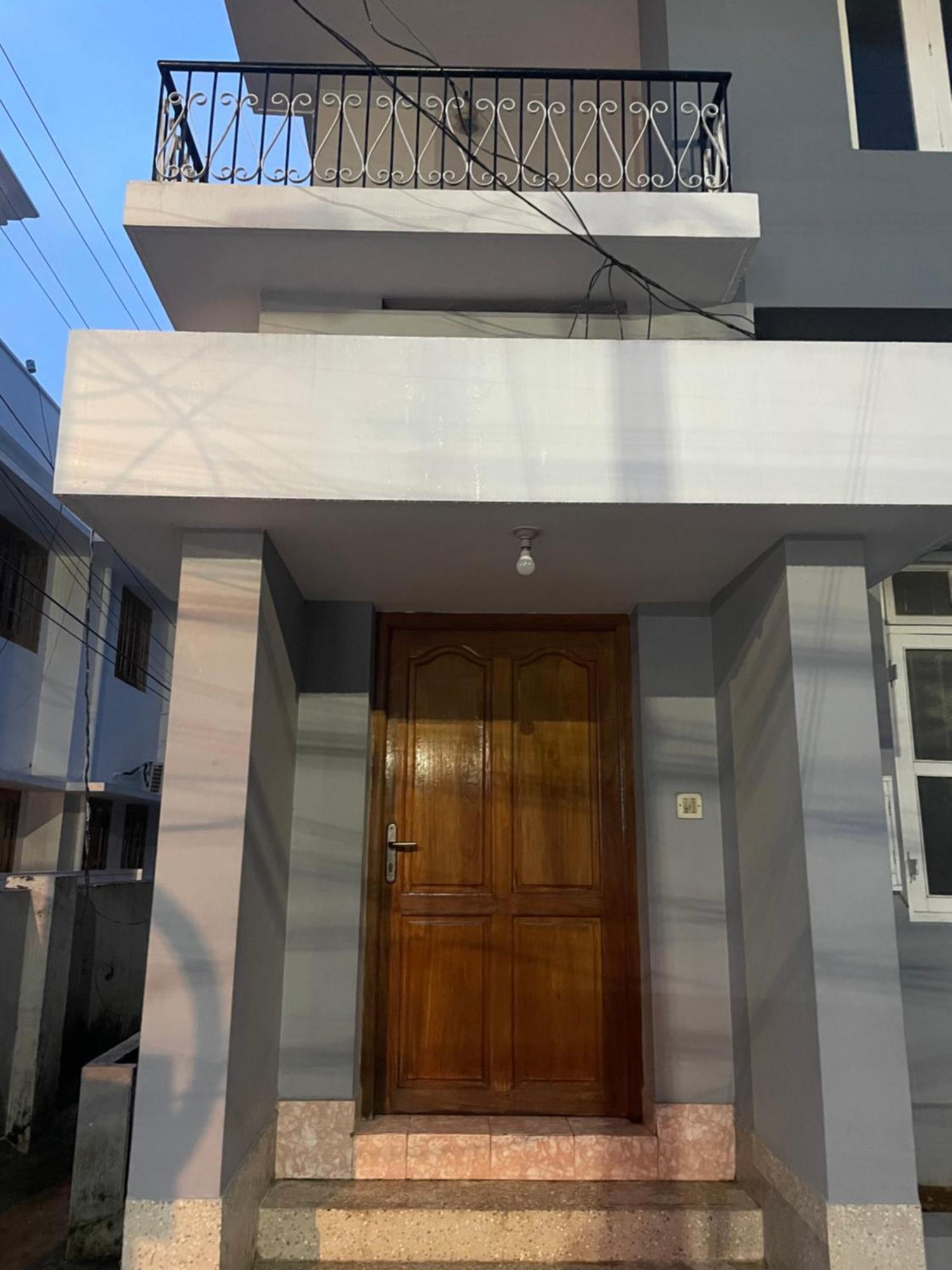 Bed And Bath For 1-8 People 호텔 트리반드룸 외부 사진